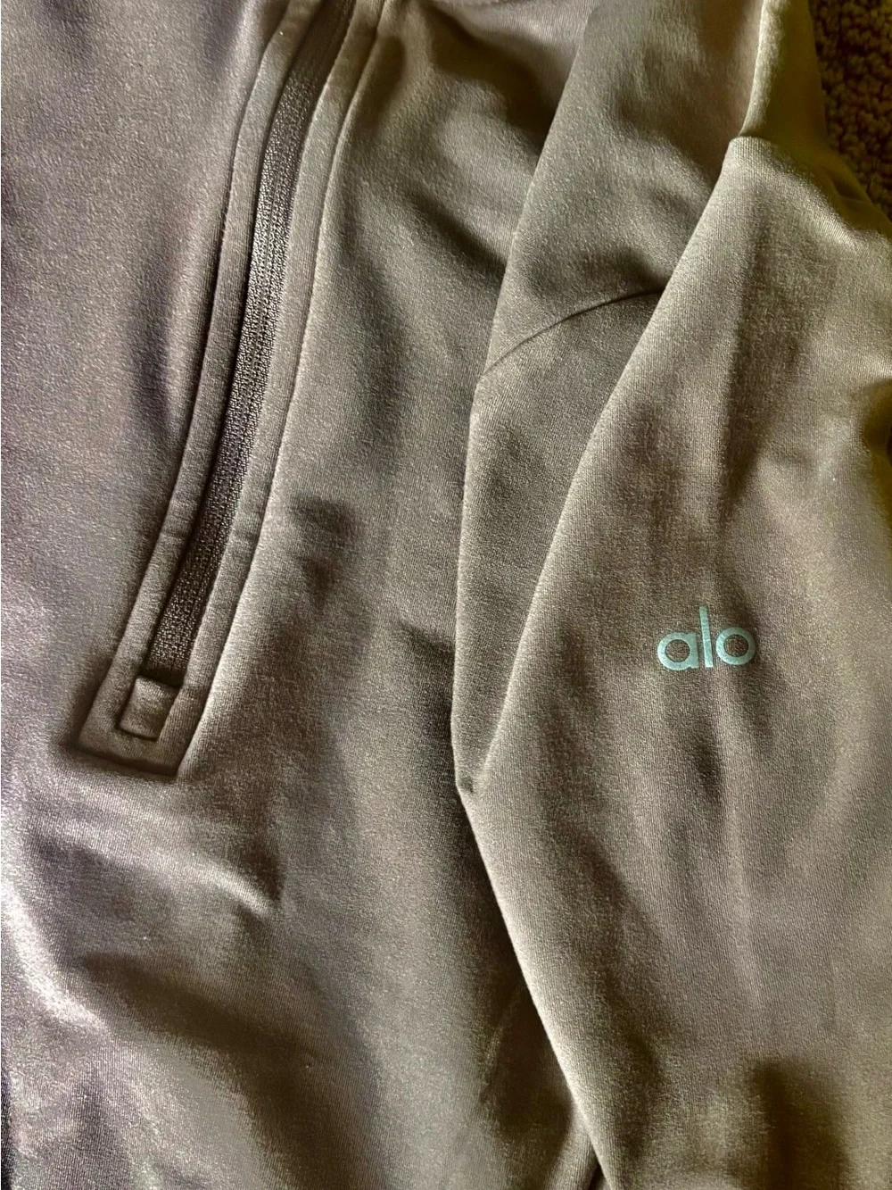 Alo Yoga Alosoft 1/2 Zip Rapid Pullover Light Brown  size M Gym Run Workout